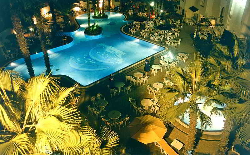 Hotel Nesrine 4*